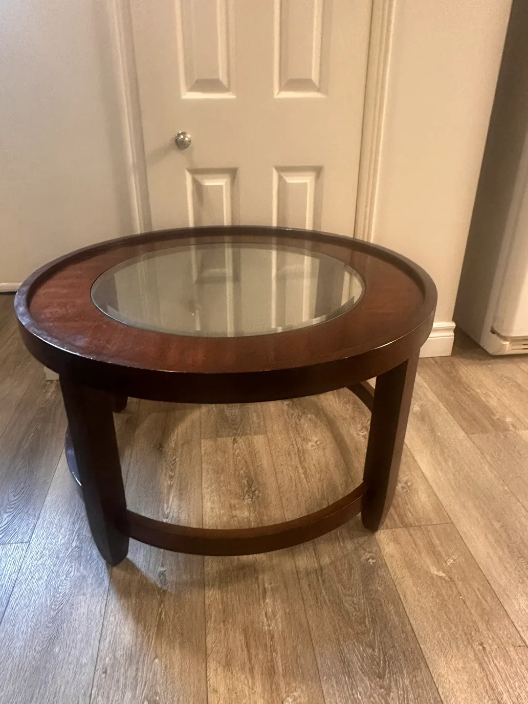 Round Wood & Glass Coffee Table image indicator(2)