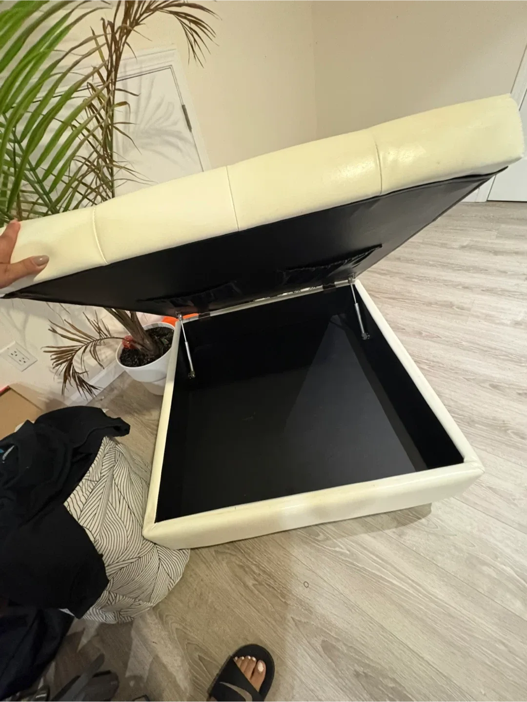 White Storage Ottoman image indicator(2)