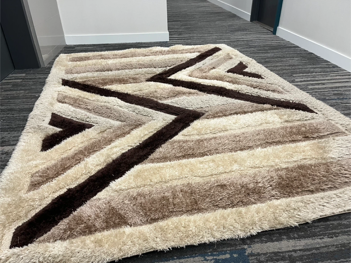 Mid century modern area rug - photo 2