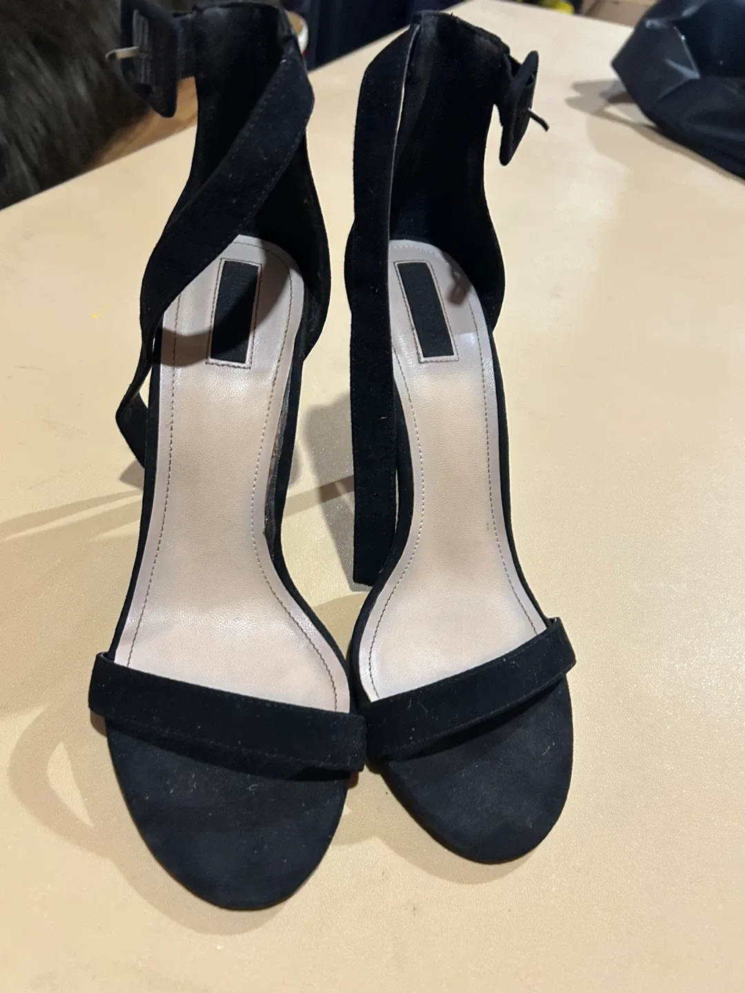 Forever 21 Black Heels - Size 9 image indicator(2)