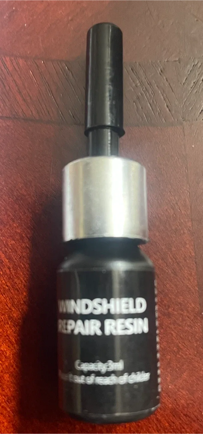 Windshield Crack Repair Kit image indicator(3)