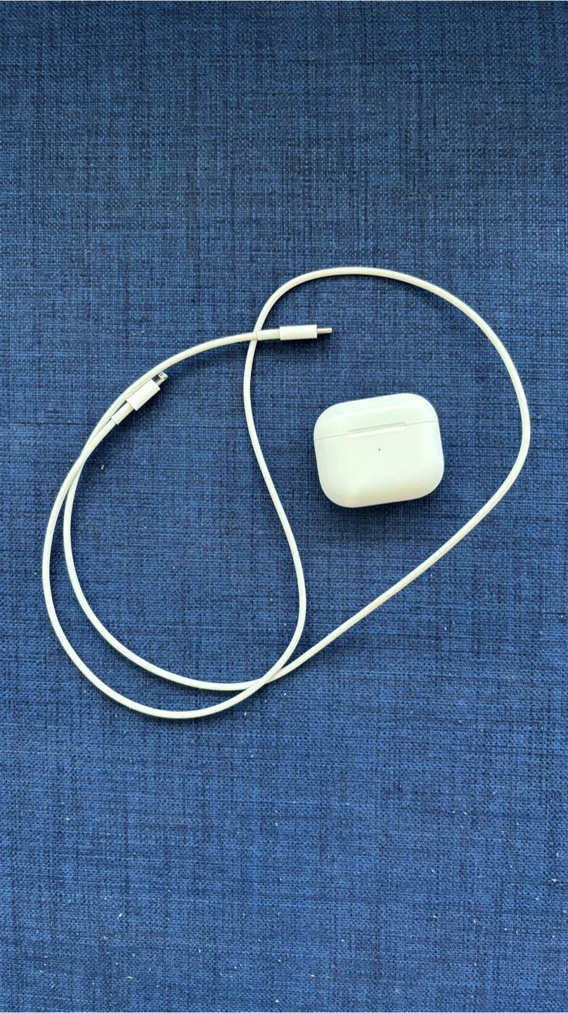 Apple airpods 3 + cable - photo 2