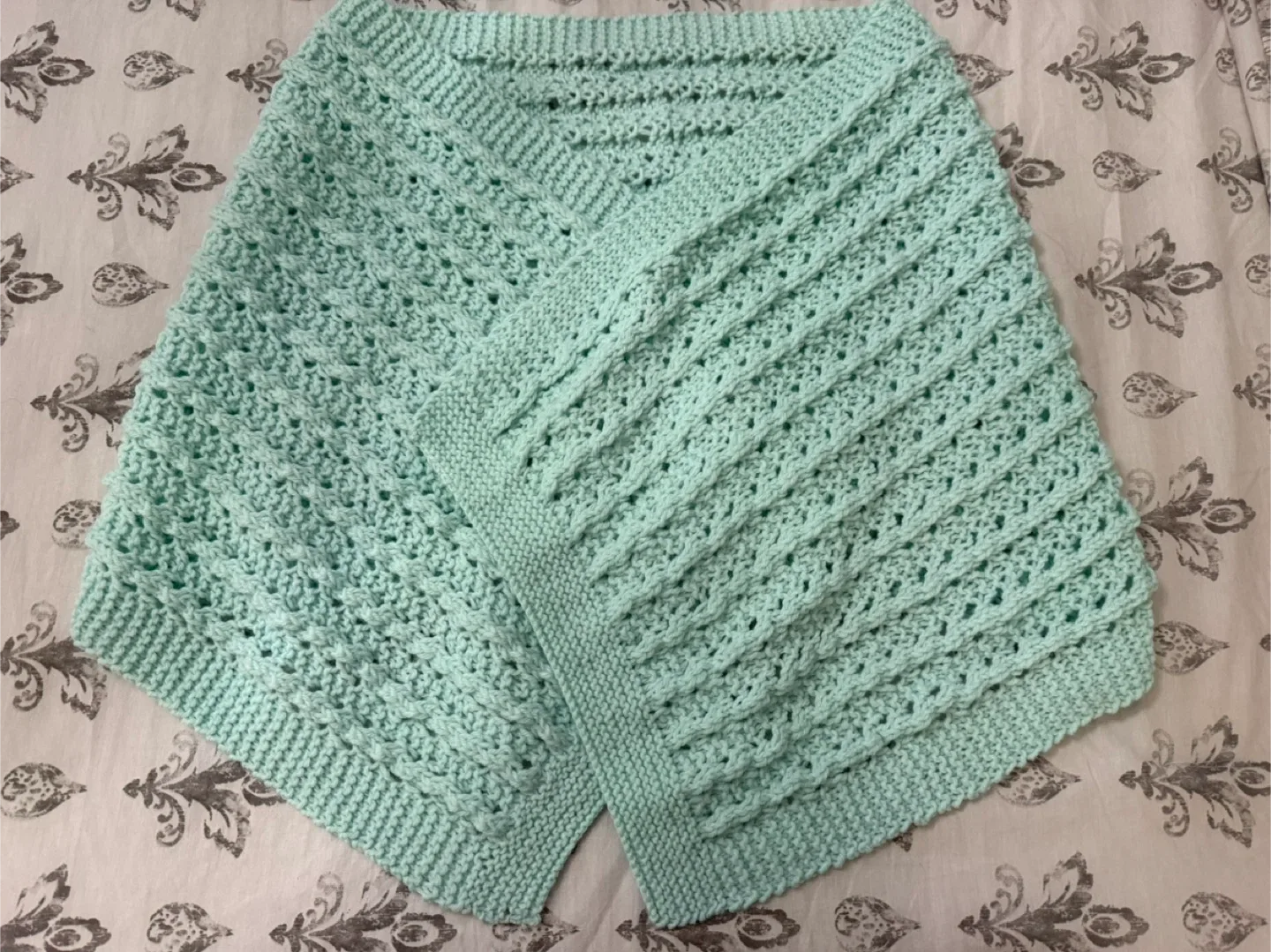 Handmade Knitted mint green shawl image indicator(2)