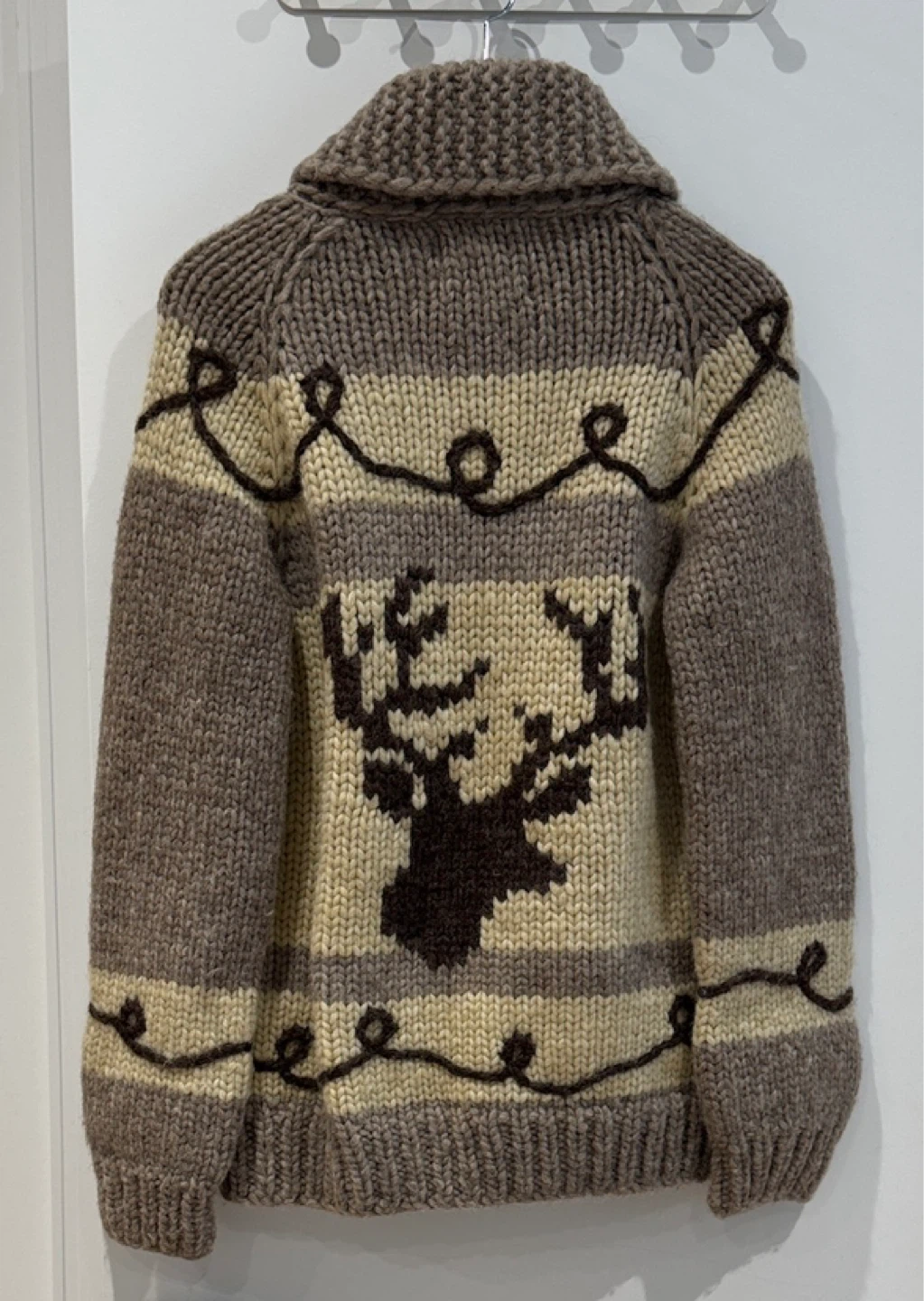 Granted Handknit 100% Virgin Wool Cardigan - photo 2