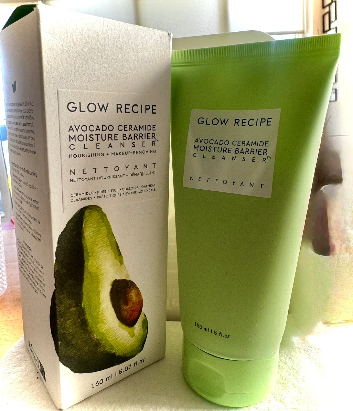 Glow Recipe Avocado Ceramide Moisture Barrier Cleanser image indicator(2)