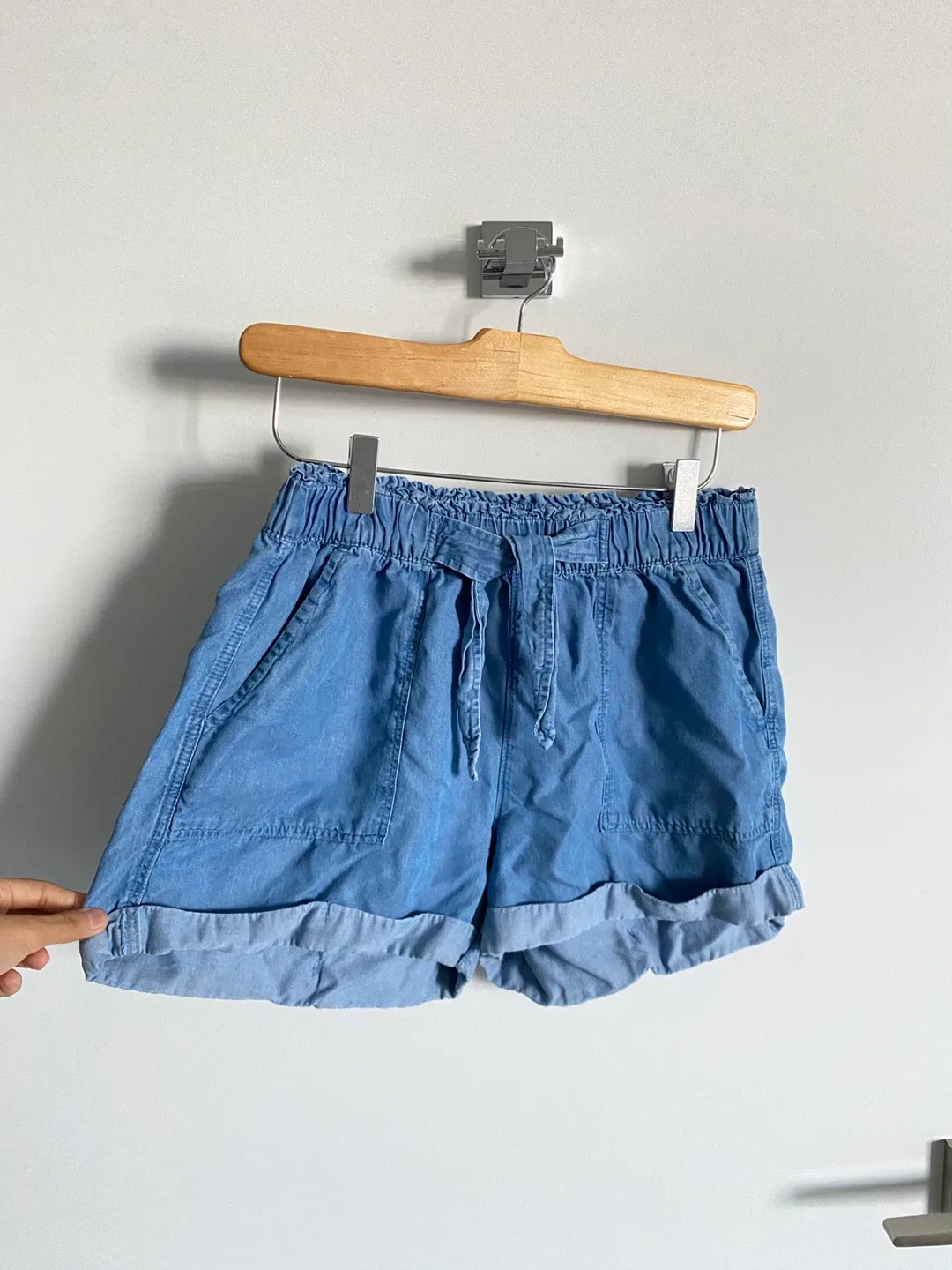 Cute Jeans Shorts With Deep Pockets image indicator(3)