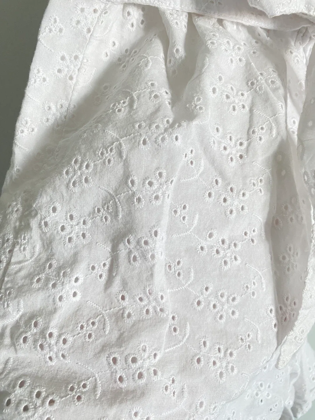 100% Cotton Bow Eyelet Embroidery Shorts image indicator(7)