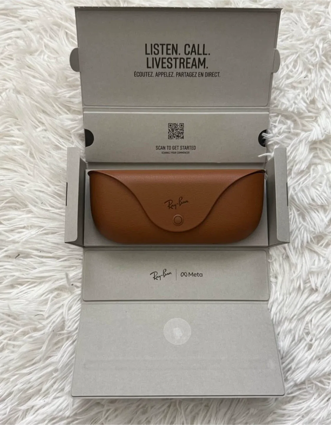 Ray-Ban Meta Wayfarer Smart Glasses - New! image indicator(2)