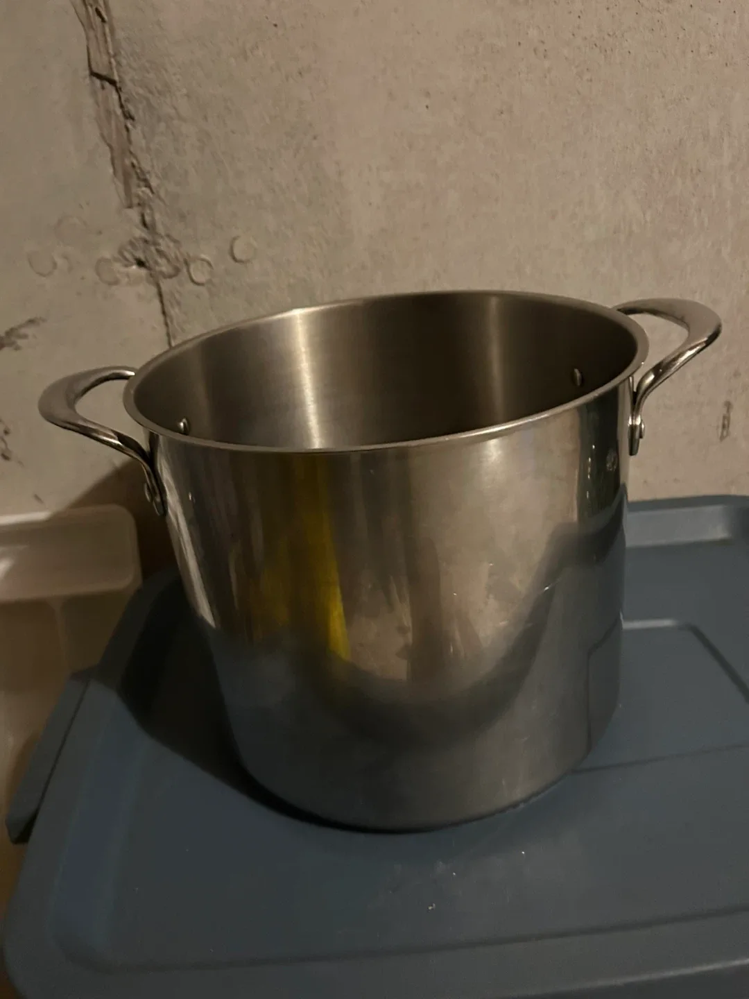 Stainless Steel Stock Pot thumbnail