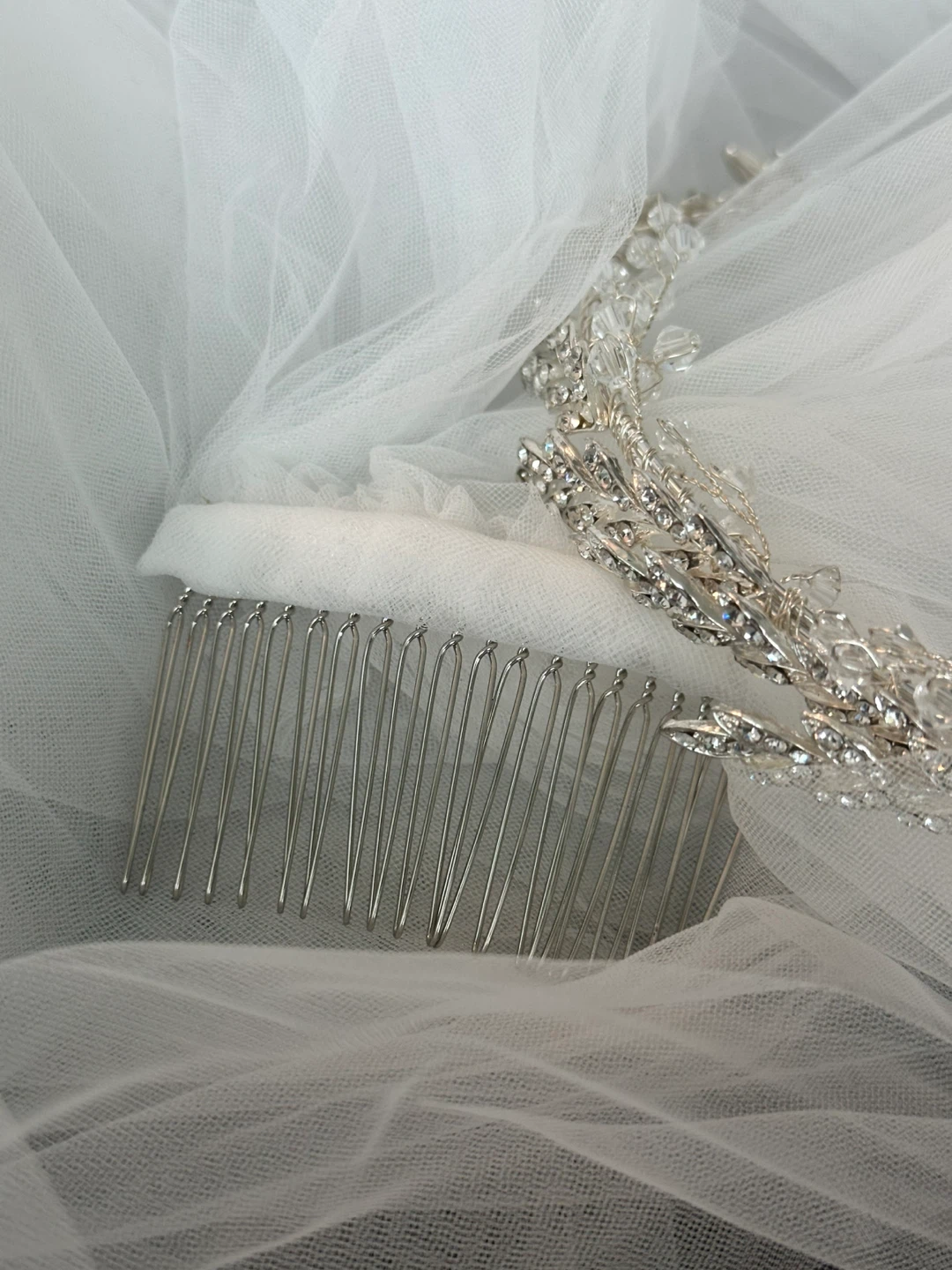 2.5M Long Wedding Veil and Hair Comb Set