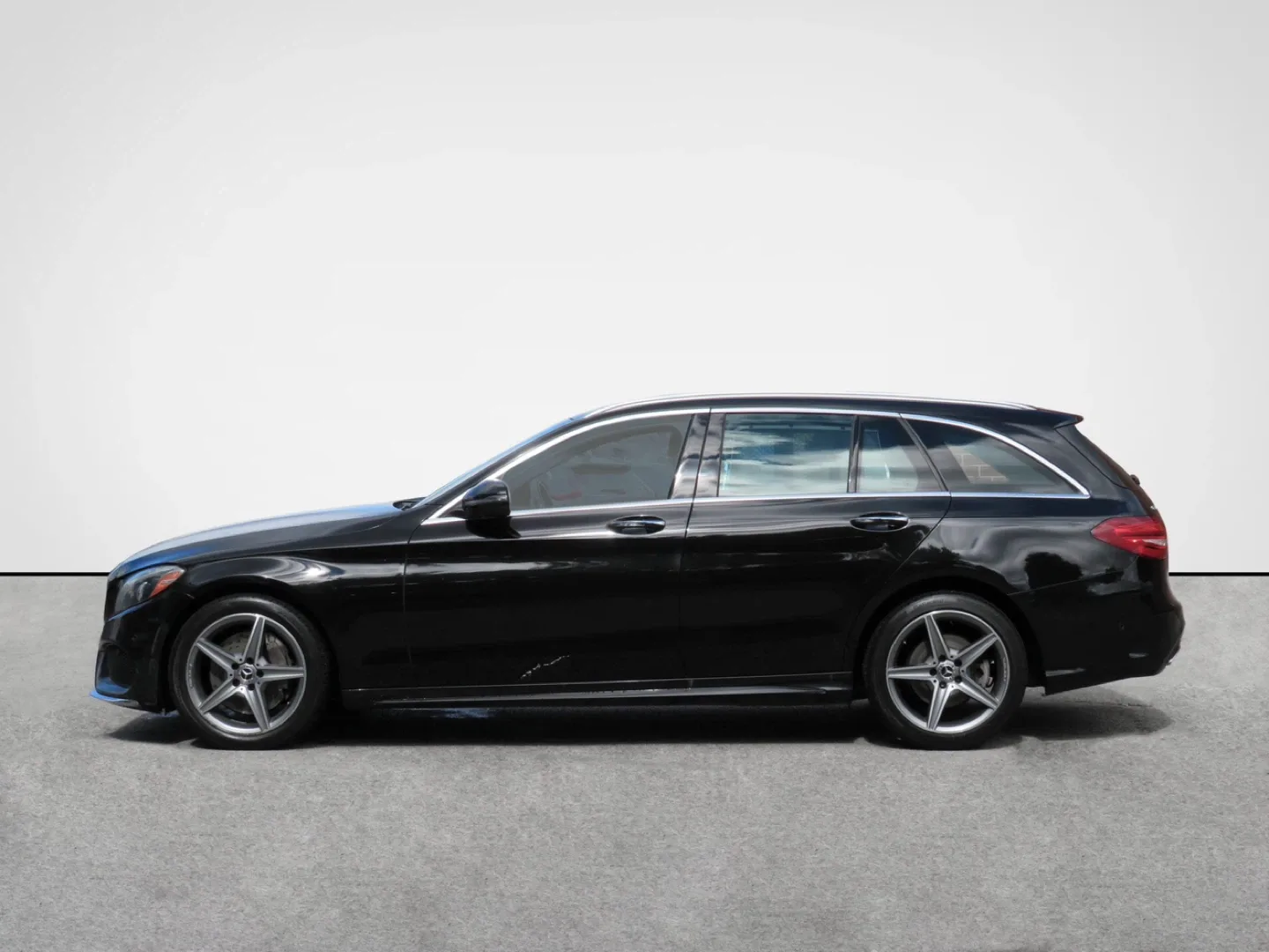 2018 Mercedes-Benz C300 4MATIC Wagon - Black image indicator(5)