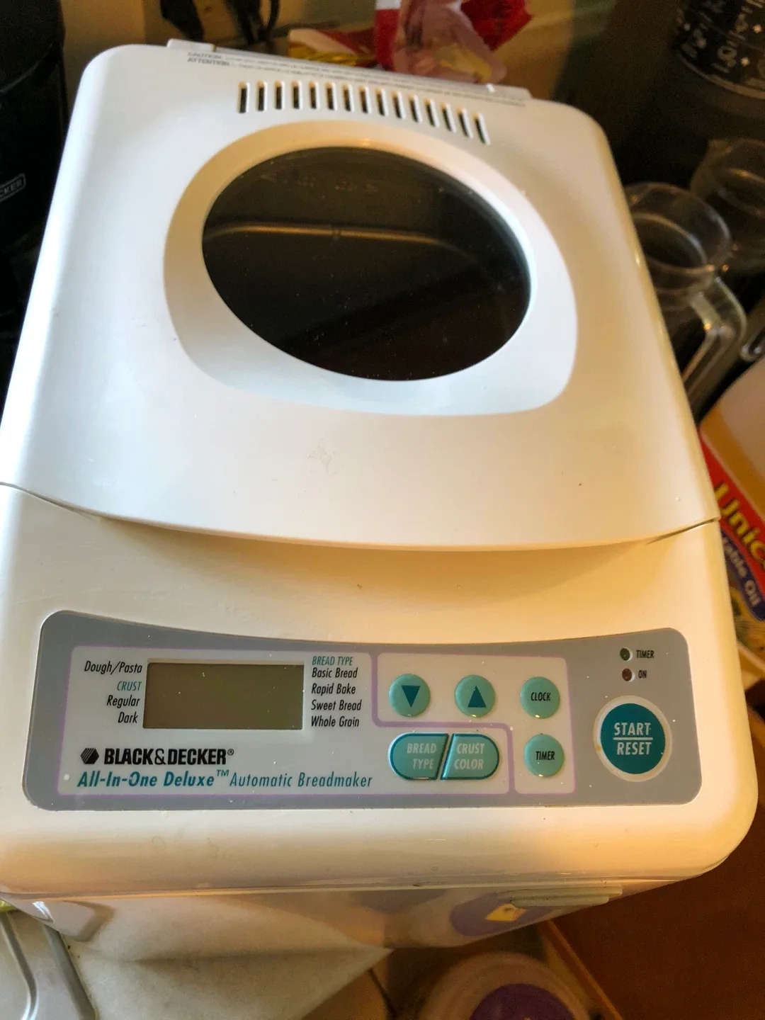 Black & Decker All-In-One Deluxe Breadmaker thumbnail