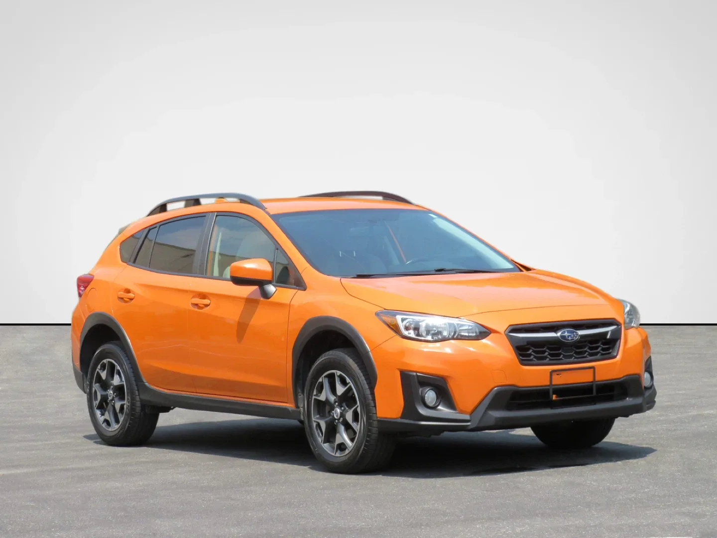 2018 Orange Subaru Crosstrek image indicator(2)