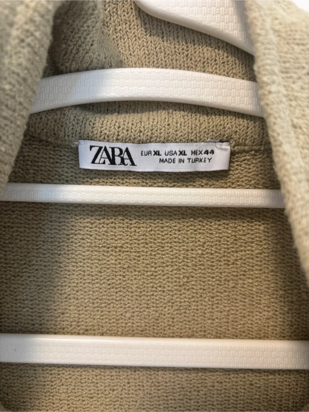 Zara Knit Polo Shirt - Size XL image indicator(2)