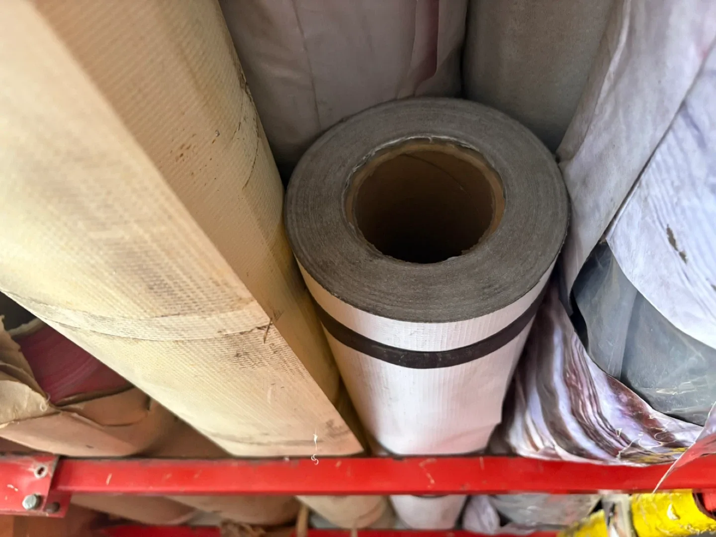 Large Rolls of Banner Material image indicator(4)