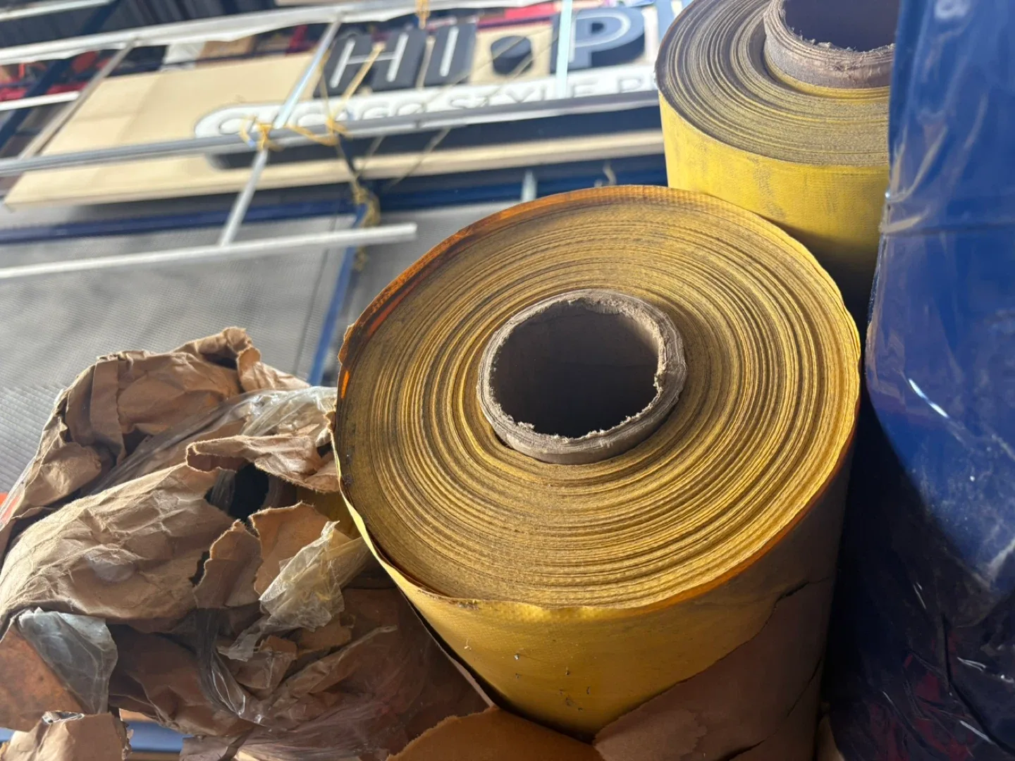 Large Rolls of Banner Material image indicator(3)