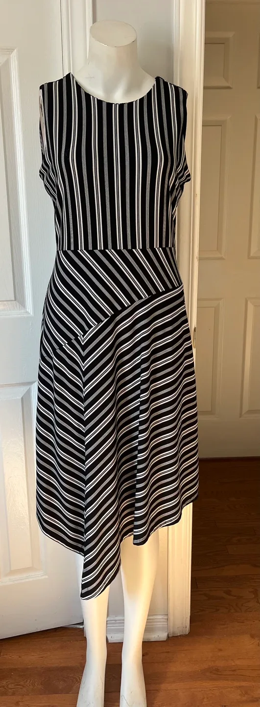 Banana Republic Striped Dress - Size S image indicator(4)