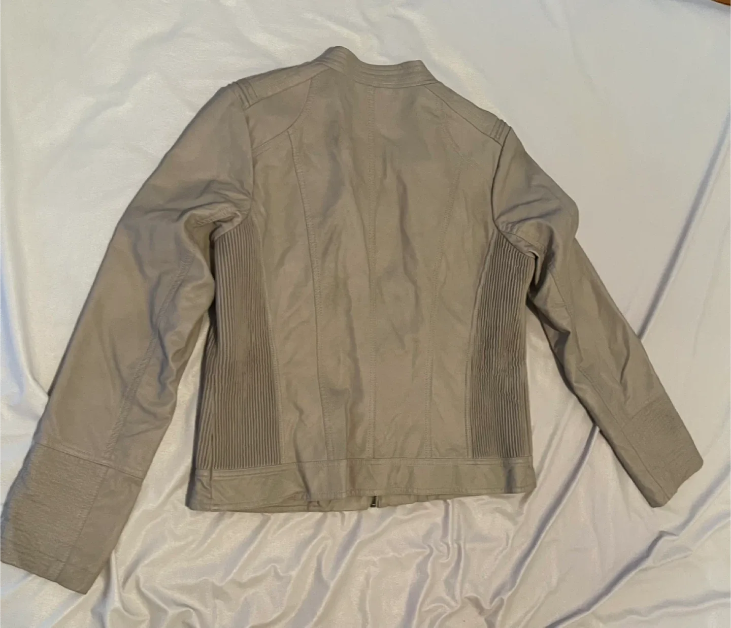 2 Bernardo Leather Jacket - Black & Beige image indicator(4)