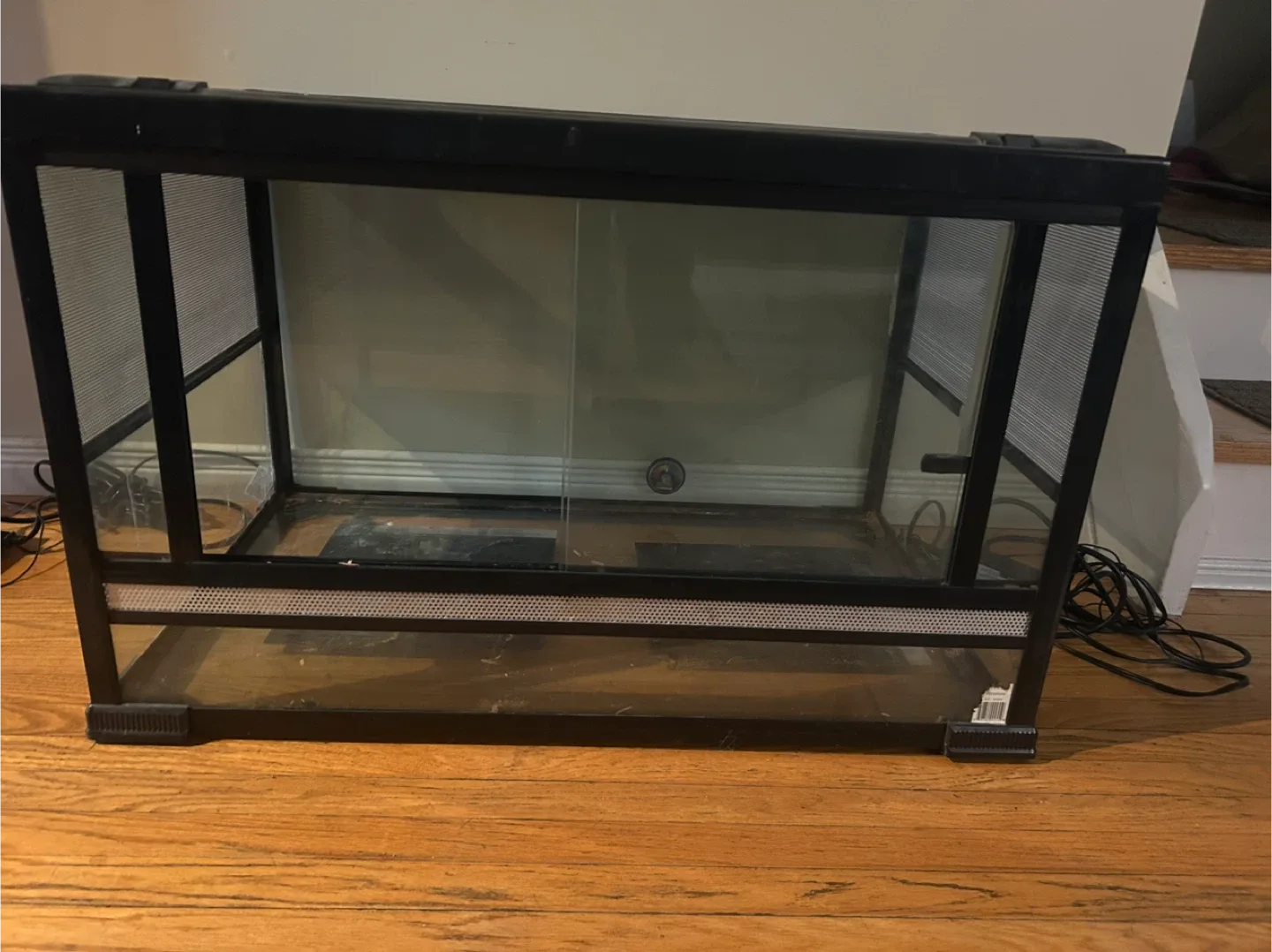 Large Exo Terra Glass Terrarium image indicator(2)