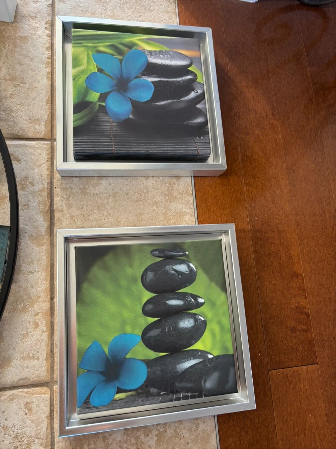 Wall Mirror with Decorative Squares image indicator(4)