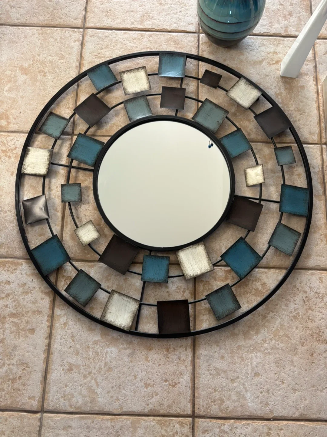 Wall Mirror with Decorative Squares image indicator(2)