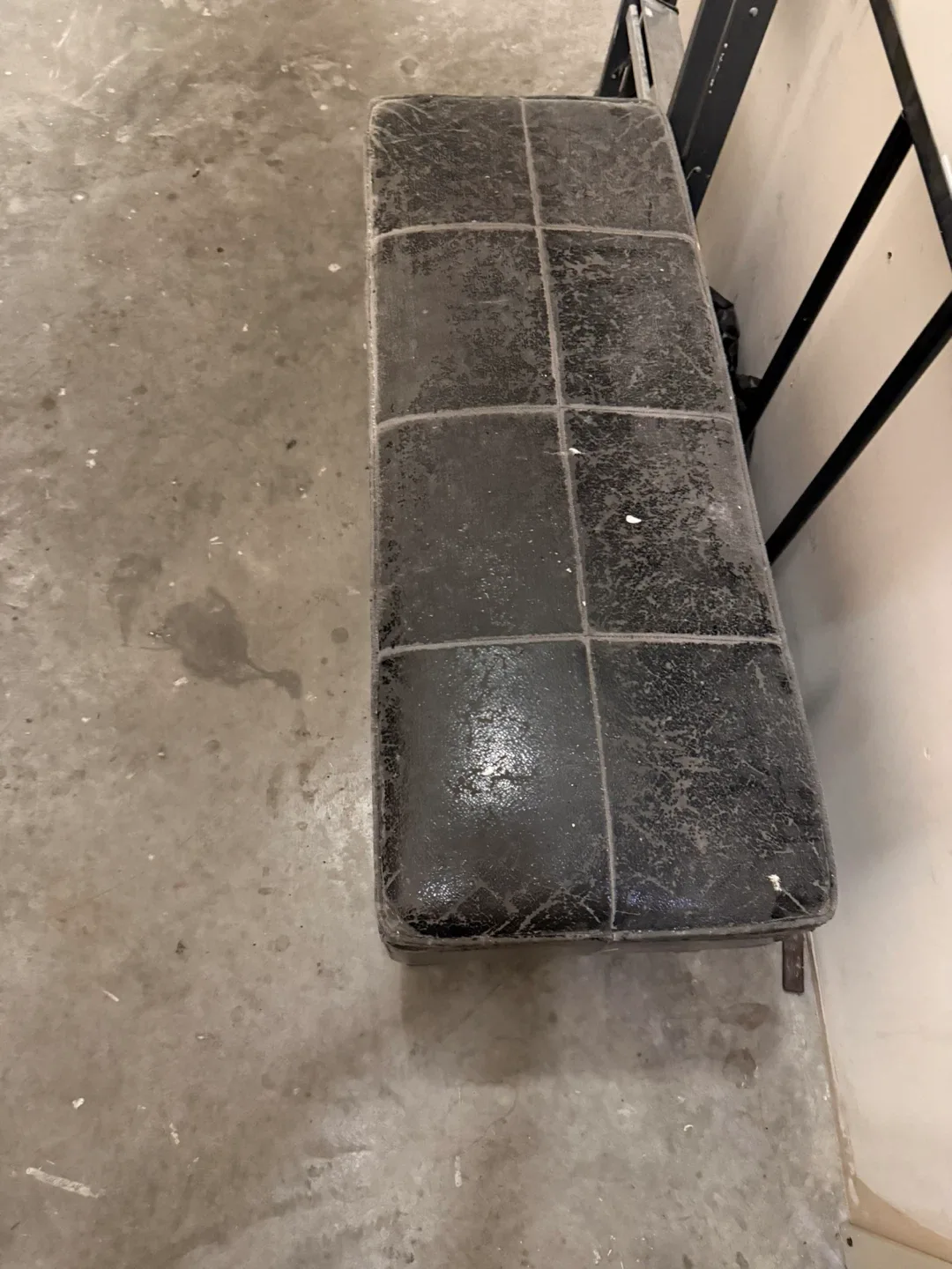 Black Weight Bench image indicator(2)