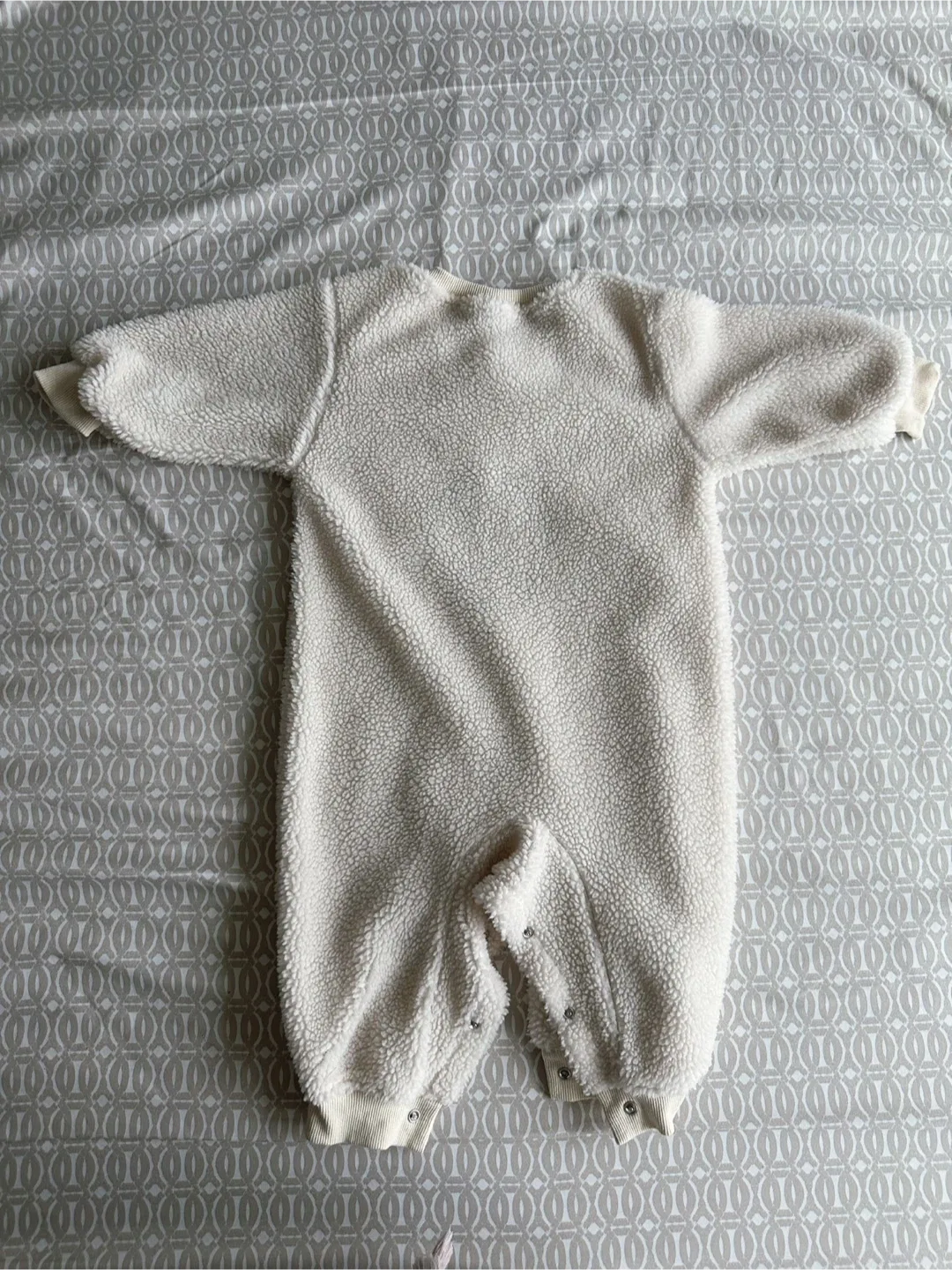 🐻‍❄️🎃Baby Bear Fleece Onesie - 12-18 Months image indicator(2)