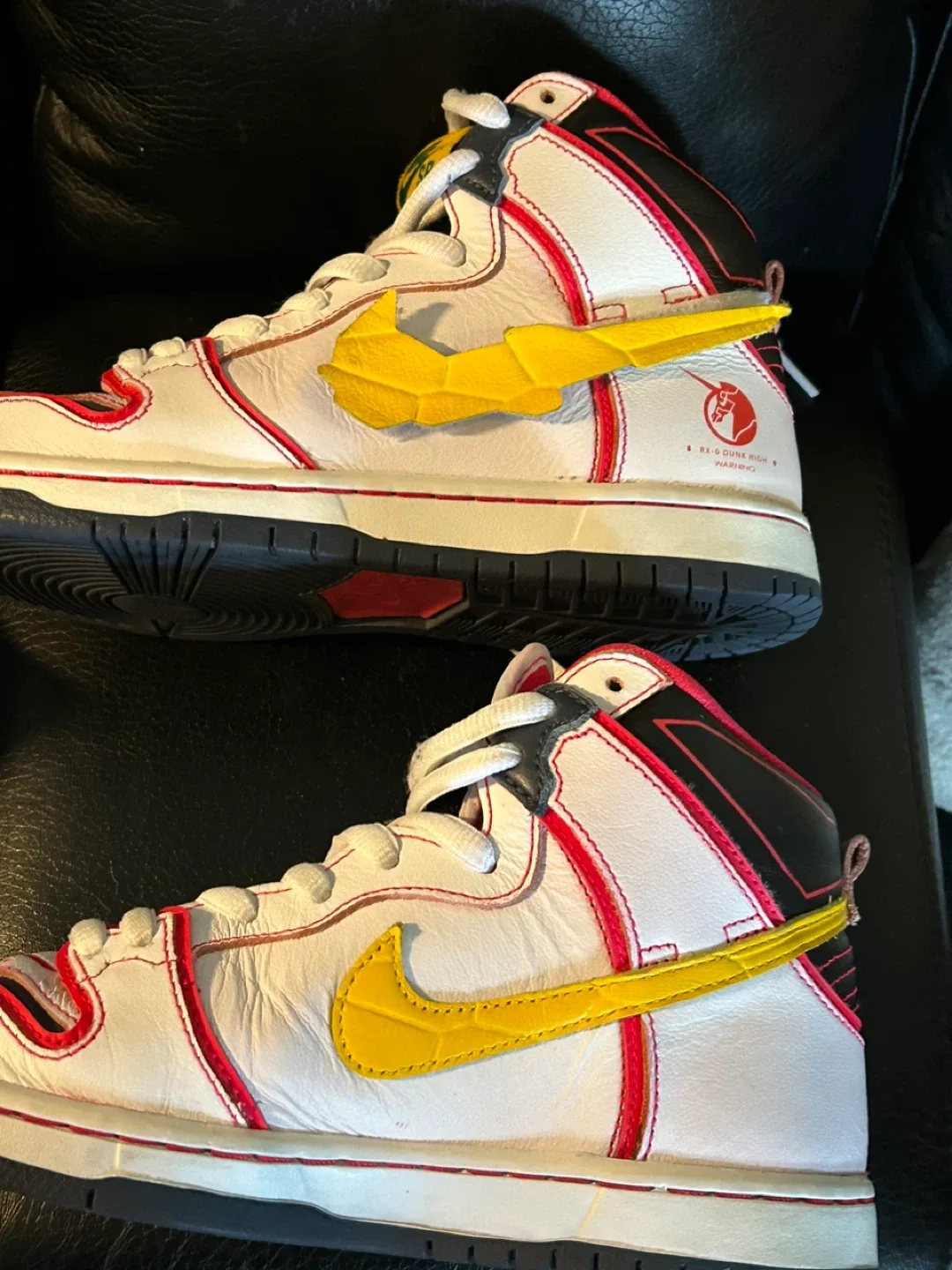 Nike SB Gundam High  White/Yellow Size 10.5 image indicator(3)