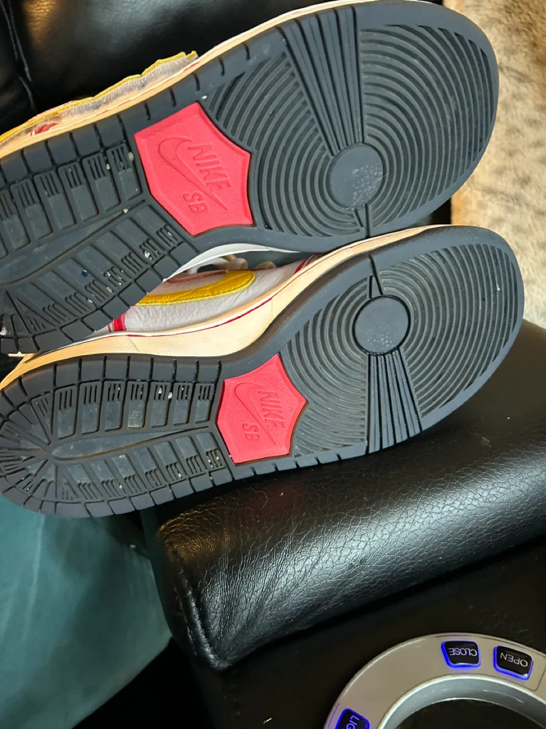 Nike SB Gundam High  White/Yellow Size 10.5 image indicator(9)