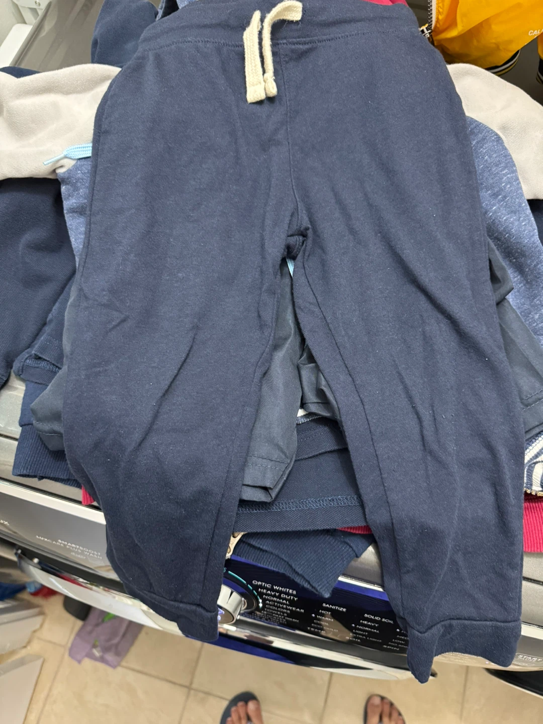 Free Kids uniforms and sweaters 3T and 4T - photo 5