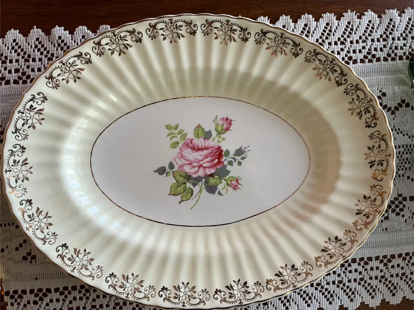 Vintage Wade “Cambridge” England 6016 Platter