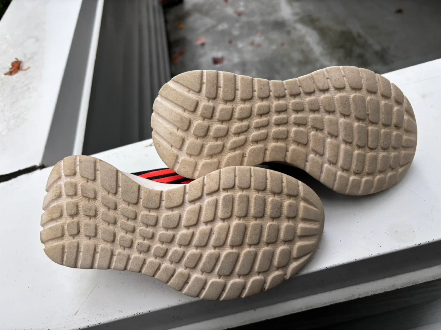 Adidas Kids' Sneakers - Size 1 US image indicator(5)