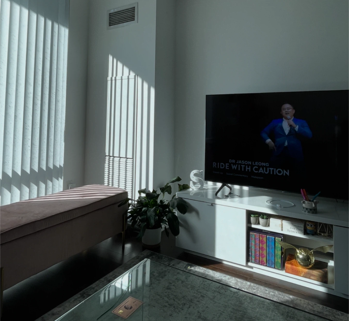 White TV Stand/Entertainment Unit - photo 5