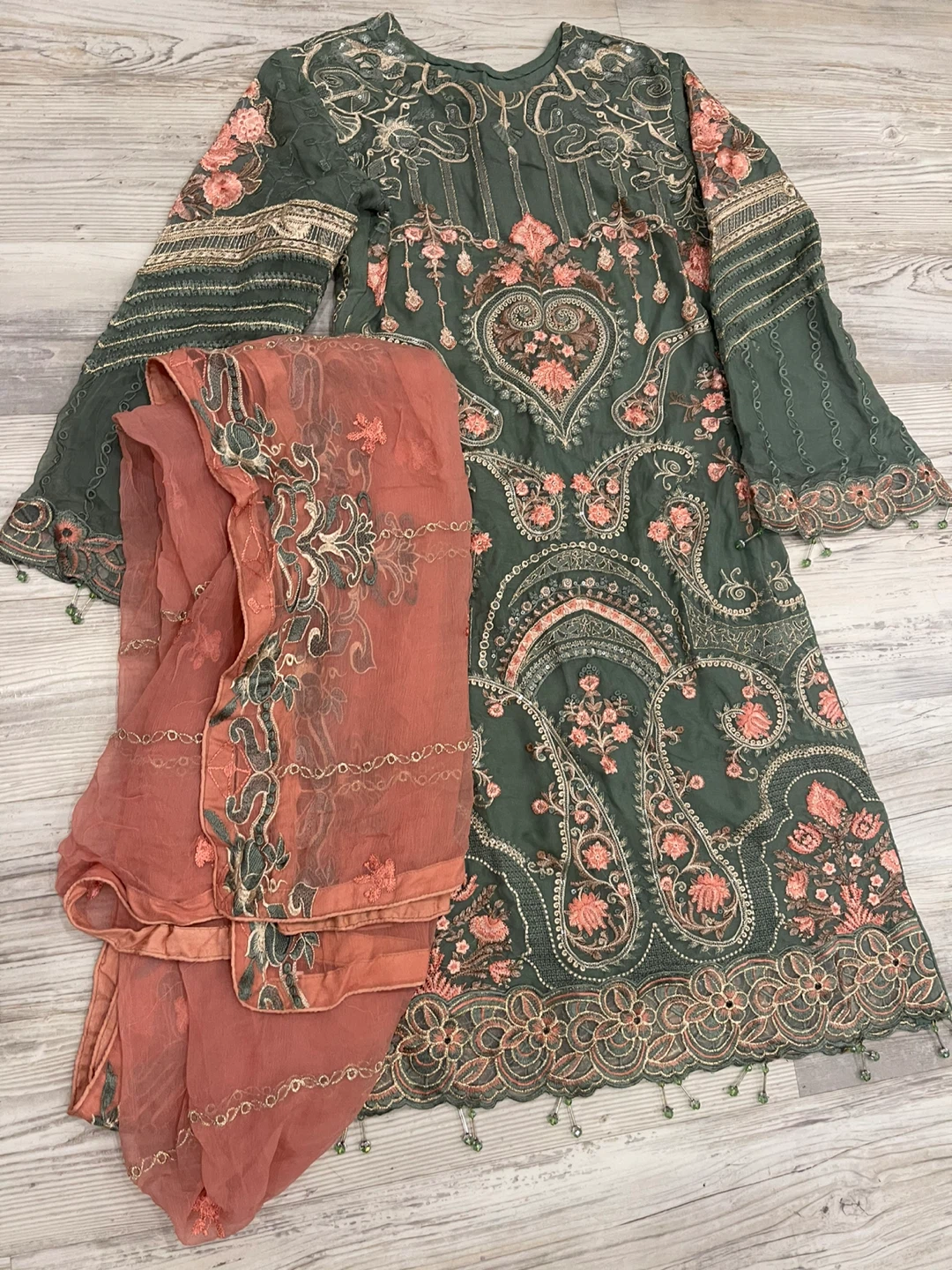 Embroidery Chiffon Suit outfit Part wear