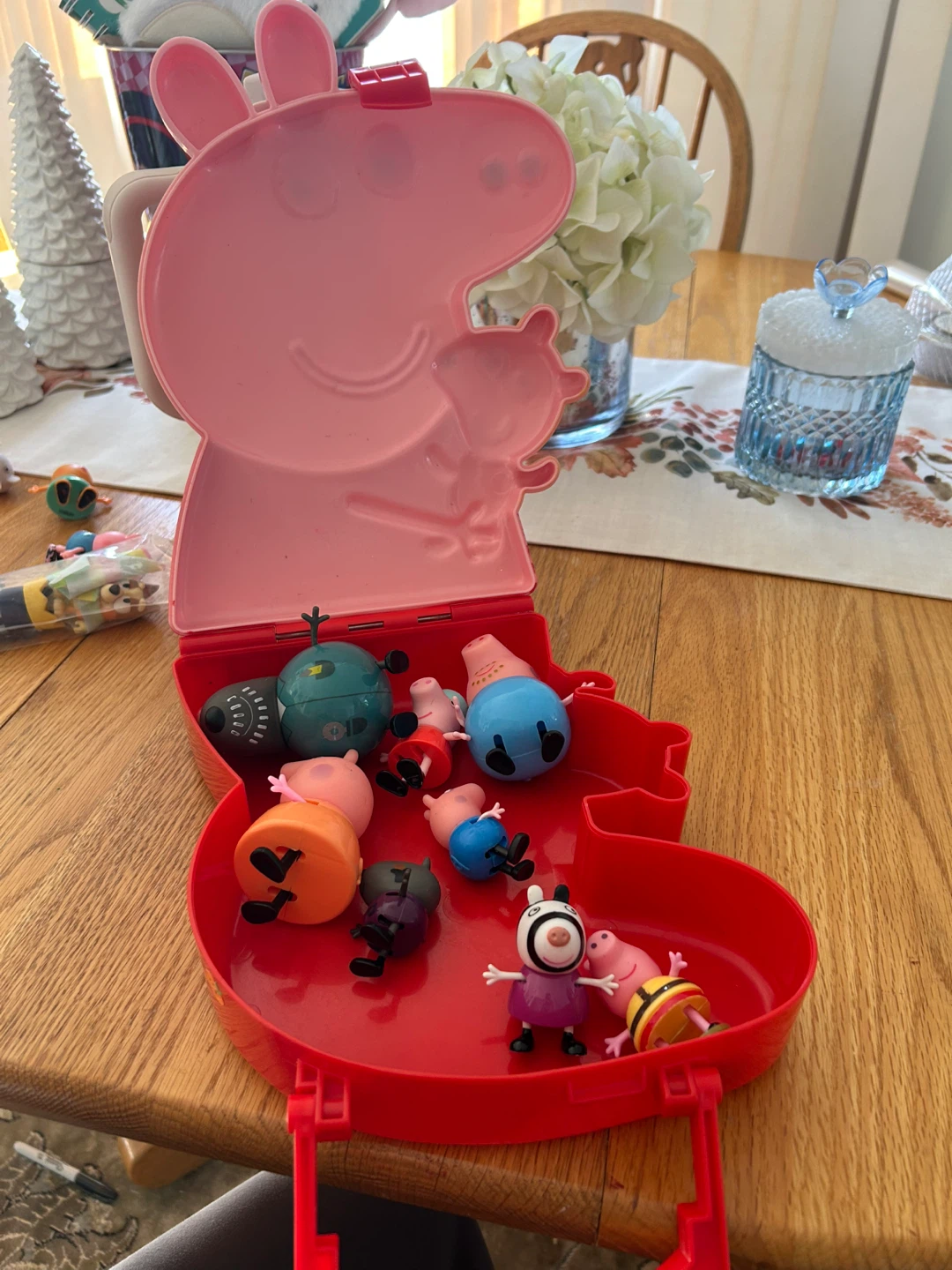 Peppa Pig Carry Case with Figures - photo 2