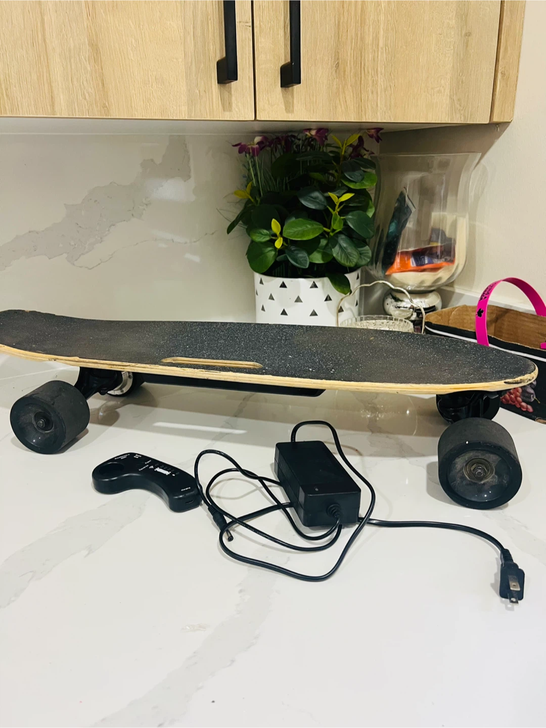 Electric Skateboard with Remote & Charger - photo 3