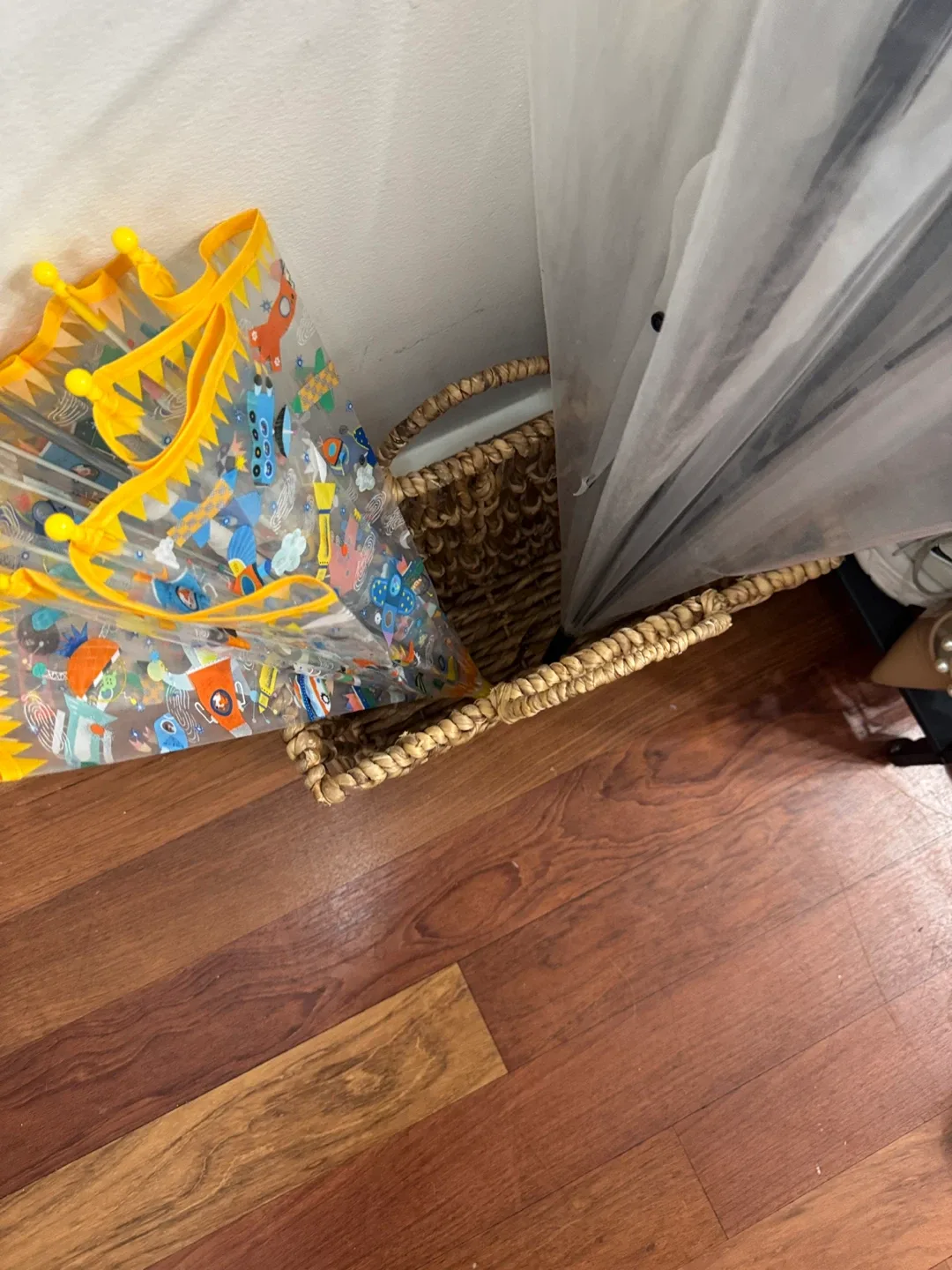 Woven Basket image indicator(4)