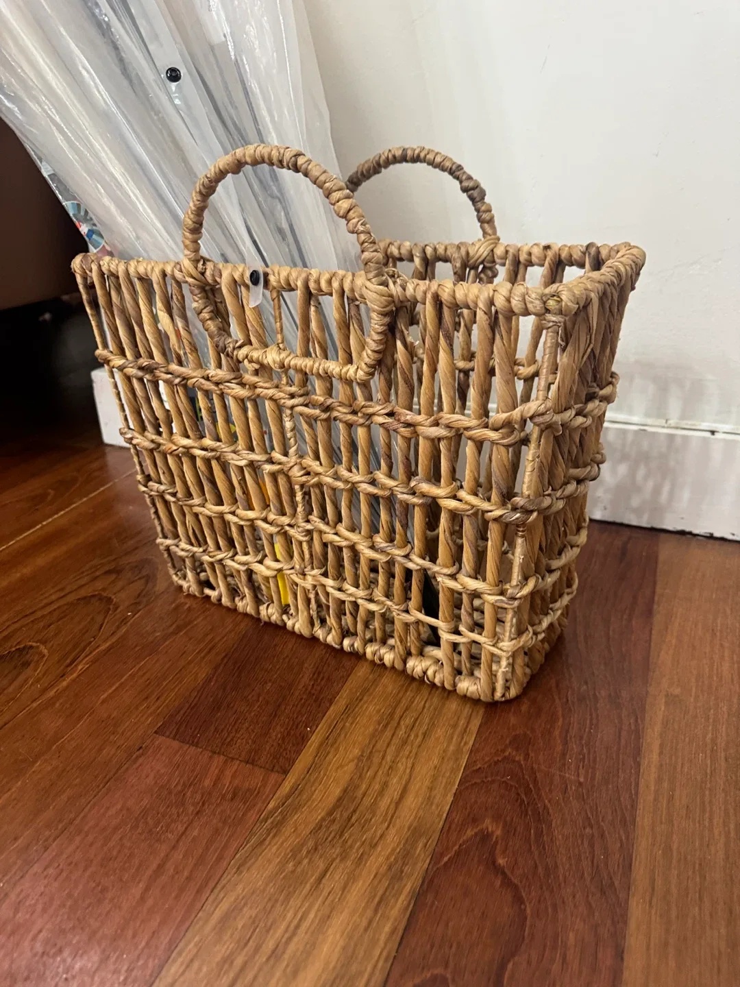 Woven Basket image indicator(3)