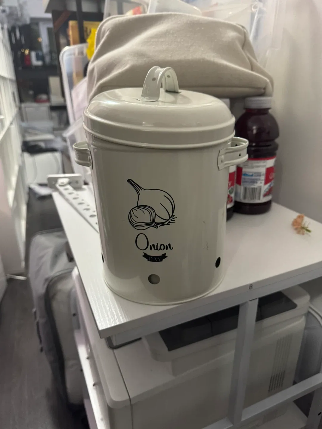 Nesting Kitchen Canisters: Coffee, Onion, Potato, Garlic image indicator(4)