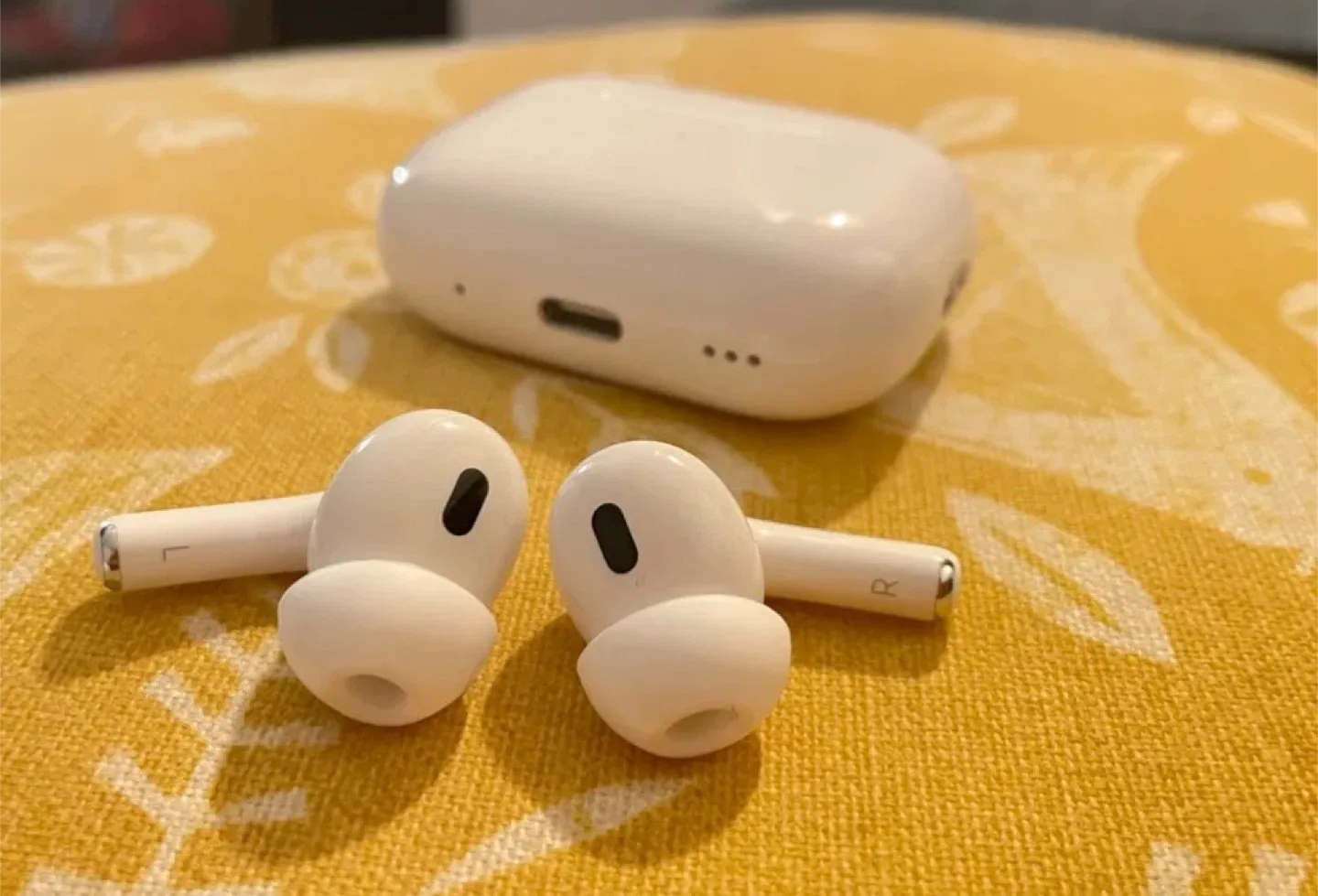 Apple AirPods Pro 2 with AppleCare+ Coverage thumbnail