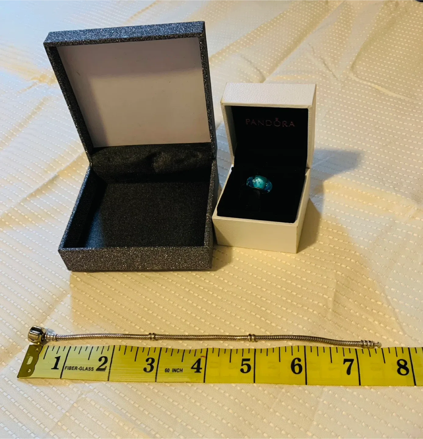 Pandora Moments Bracelet & Charm image indicator(2)