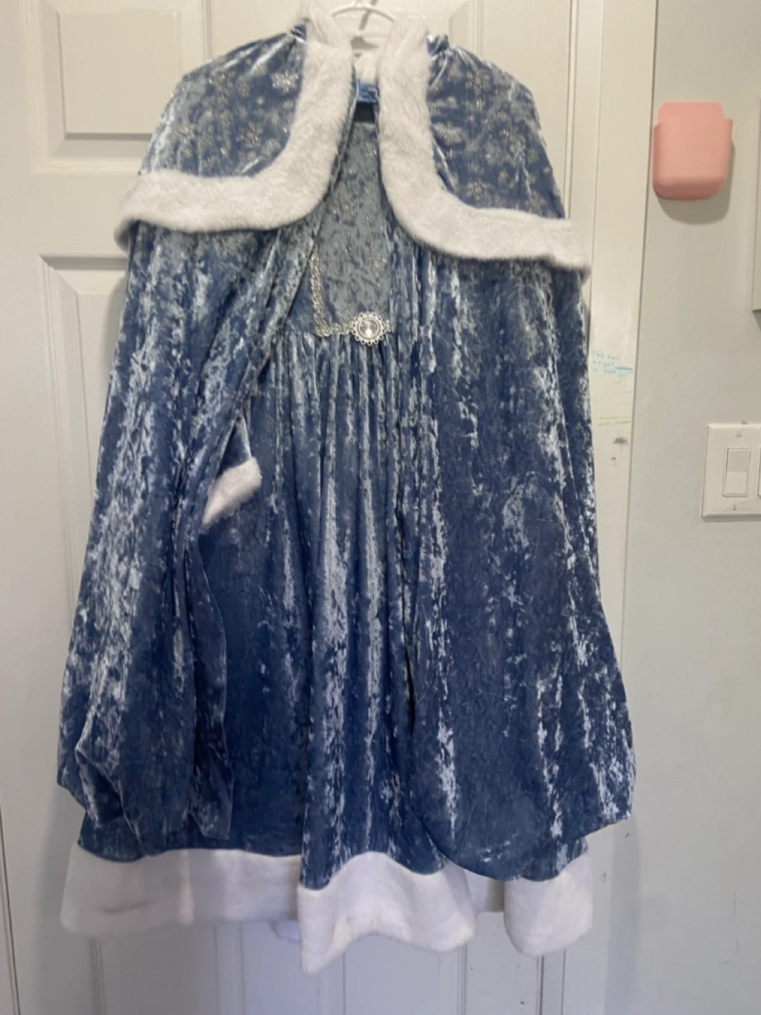 Disney Frozen Elsa Dress & Cape Costume for Halloween