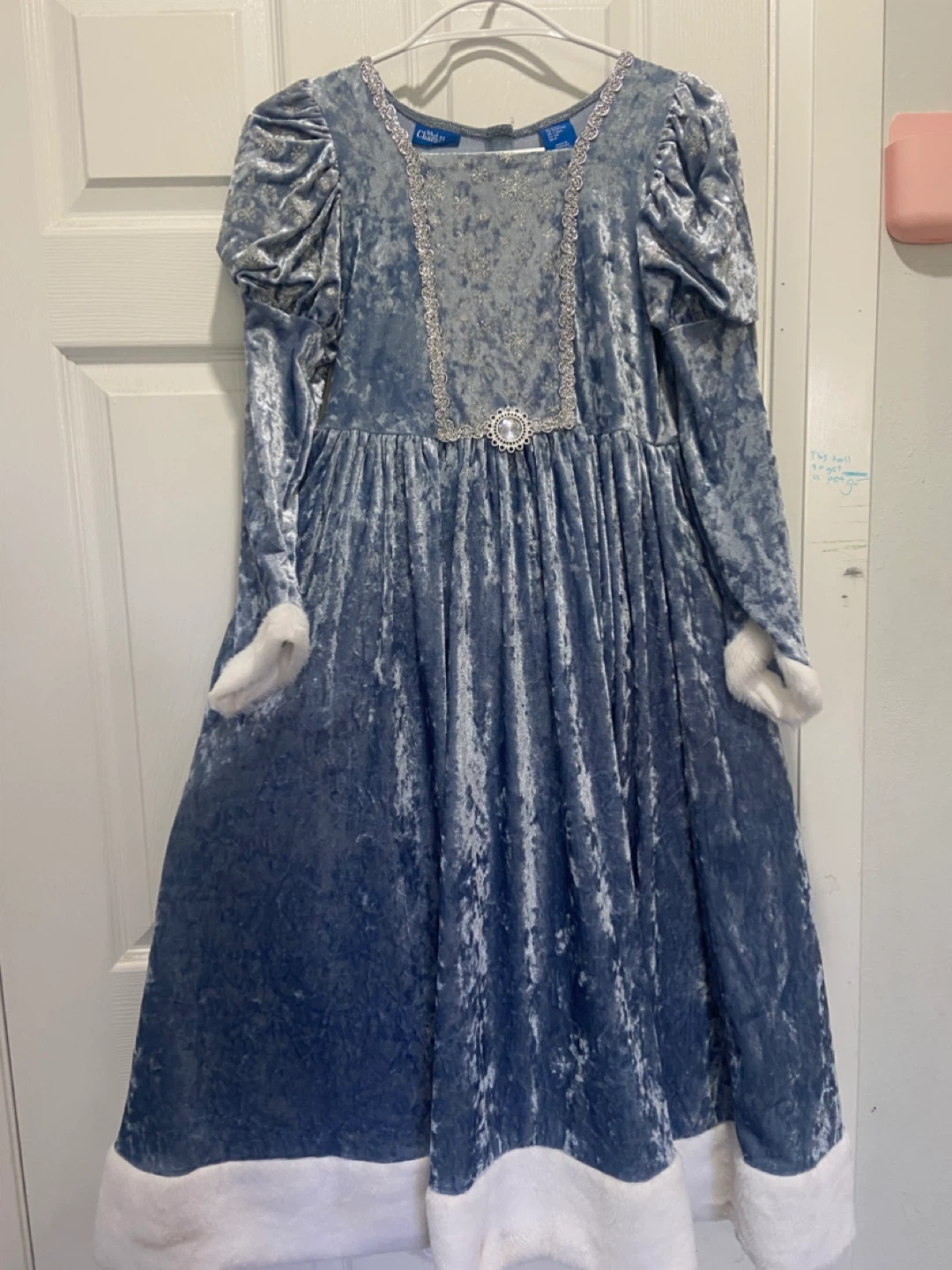 Disney Frozen Elsa Dress & Cape Costume for Halloween - photo 2