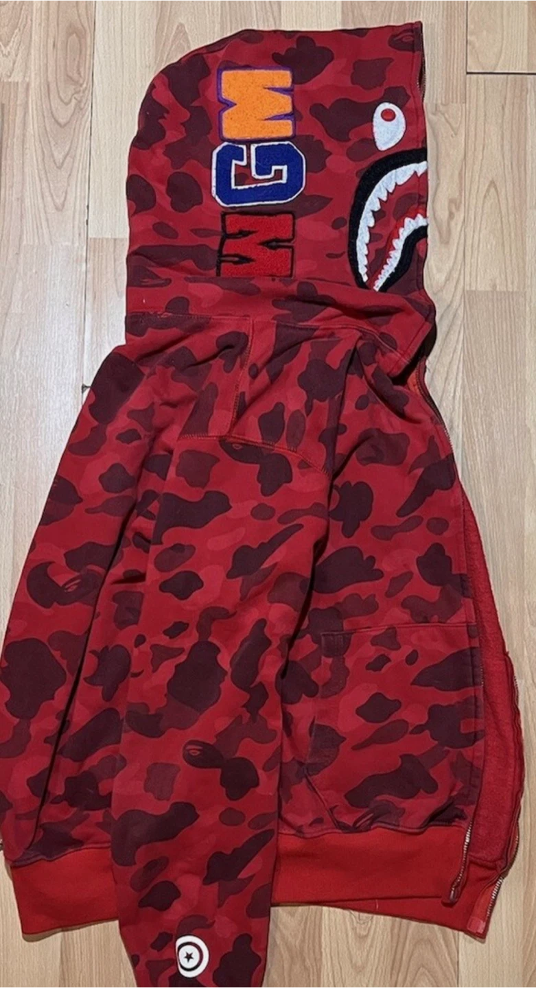 A Bathing Ape BAPE Red Camo Shark Hoodie - L - photo 4