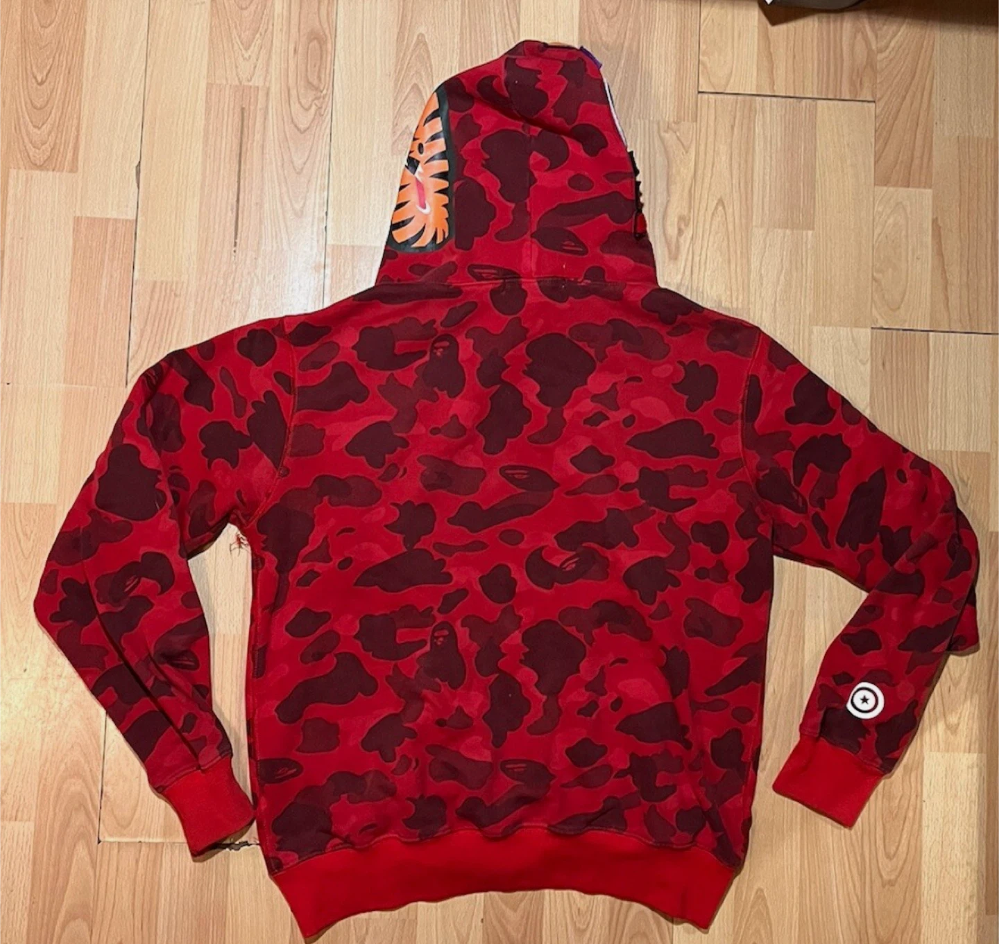 A Bathing Ape BAPE Red Camo Shark Hoodie - L - photo 5