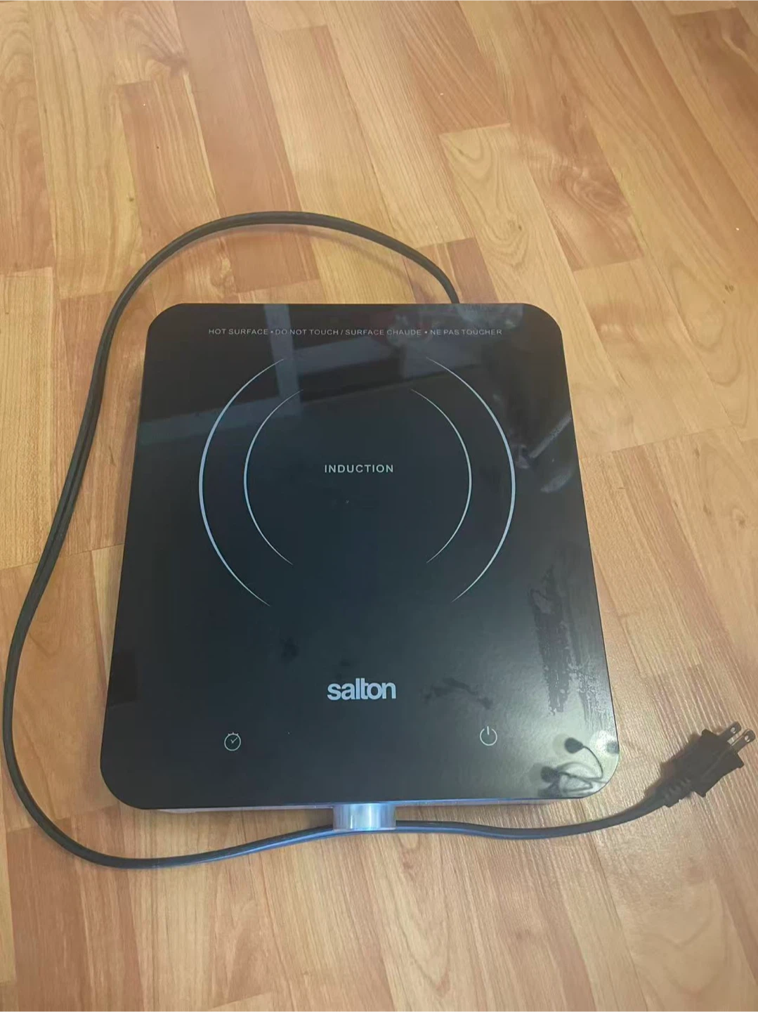 Salton Induction Cooktop ID1654
