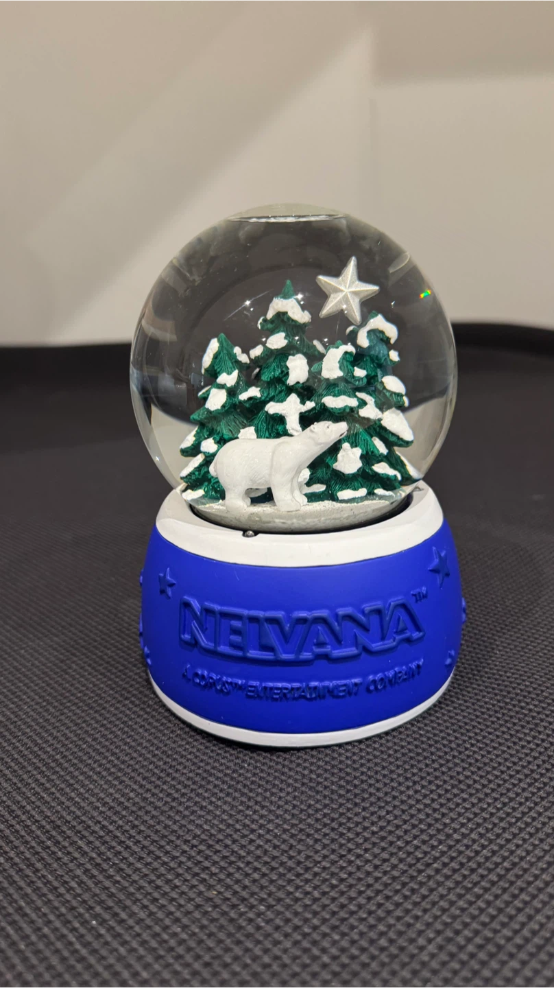Nelvana Snow Globe with Polar Bear