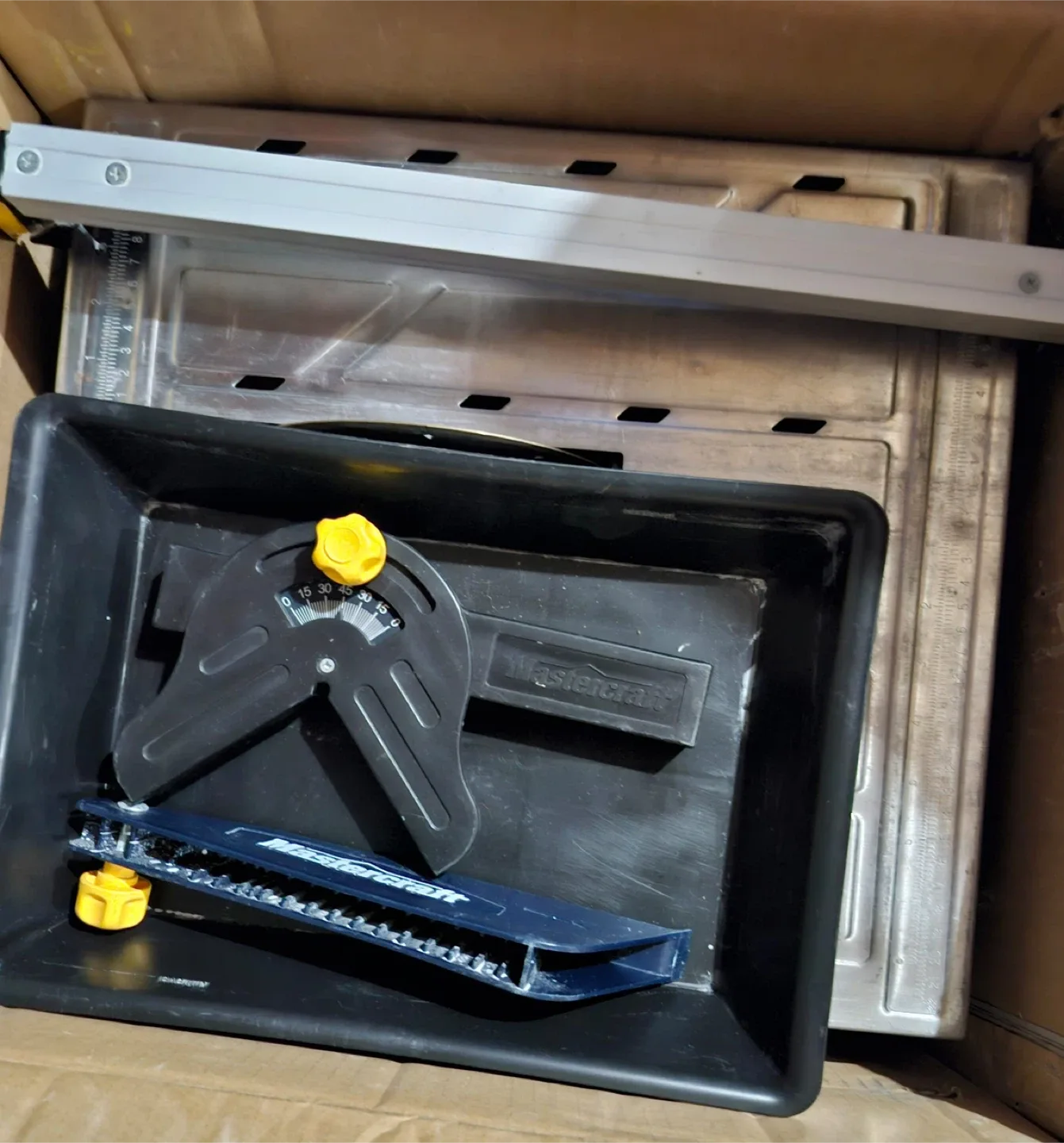 Mastercraft Wet Tile Saw - 7 Piece image indicator(4)