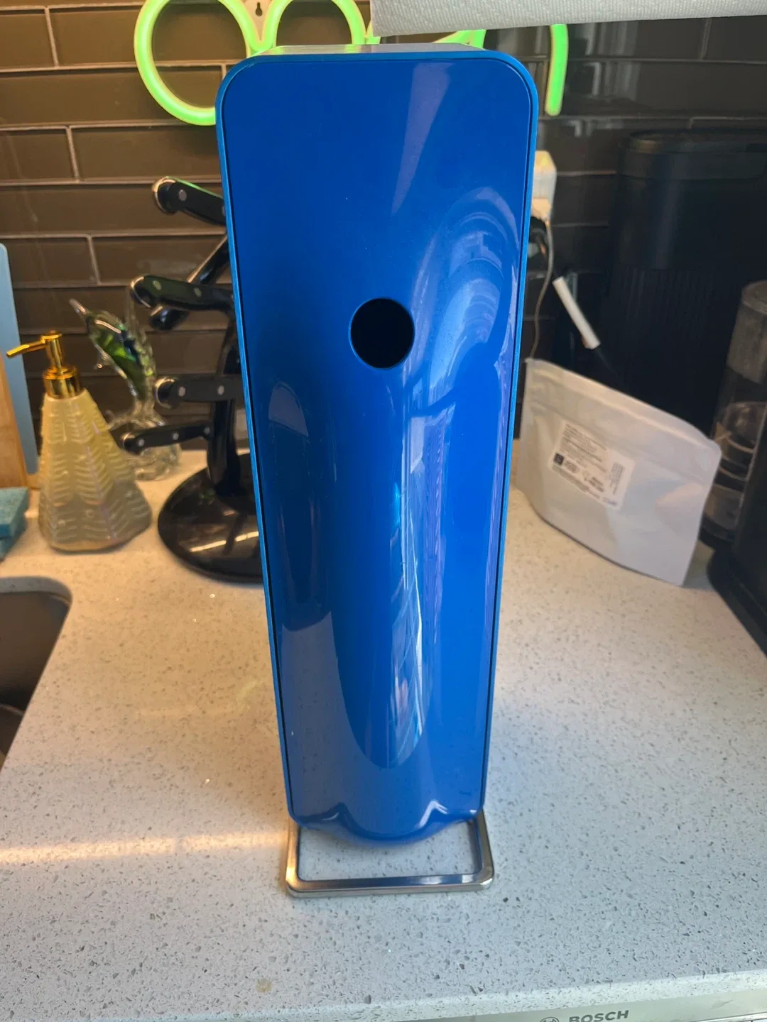 SodaStream Sparkling Water Maker - Blue image indicator(5)