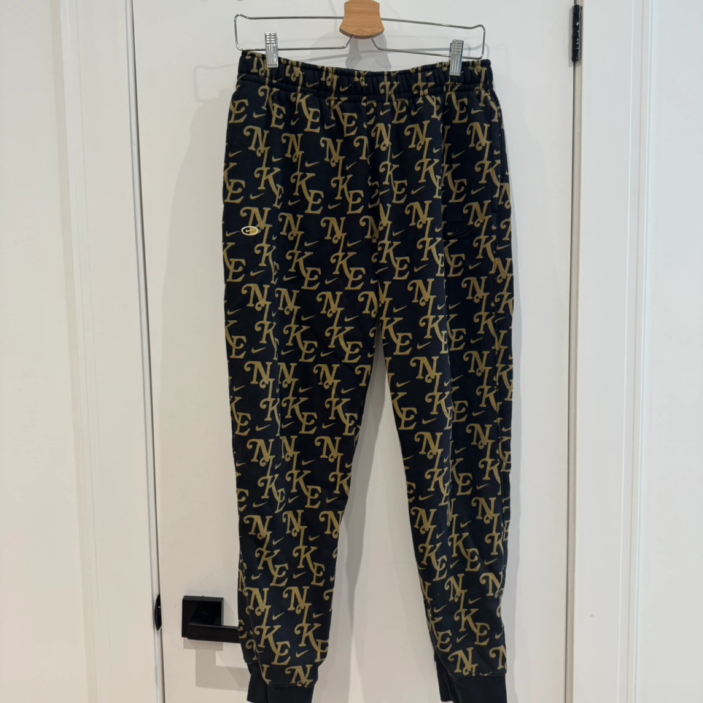 Men’s Nike Hoodie & Pant Set - Black & Gold - photo 3